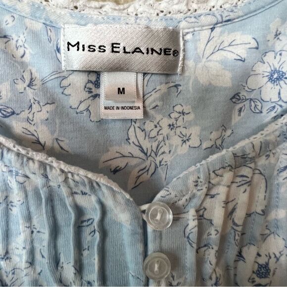 Miss Elaine 2pc Floral Bouquets Robe and Gown Set - Picture 13 of 16